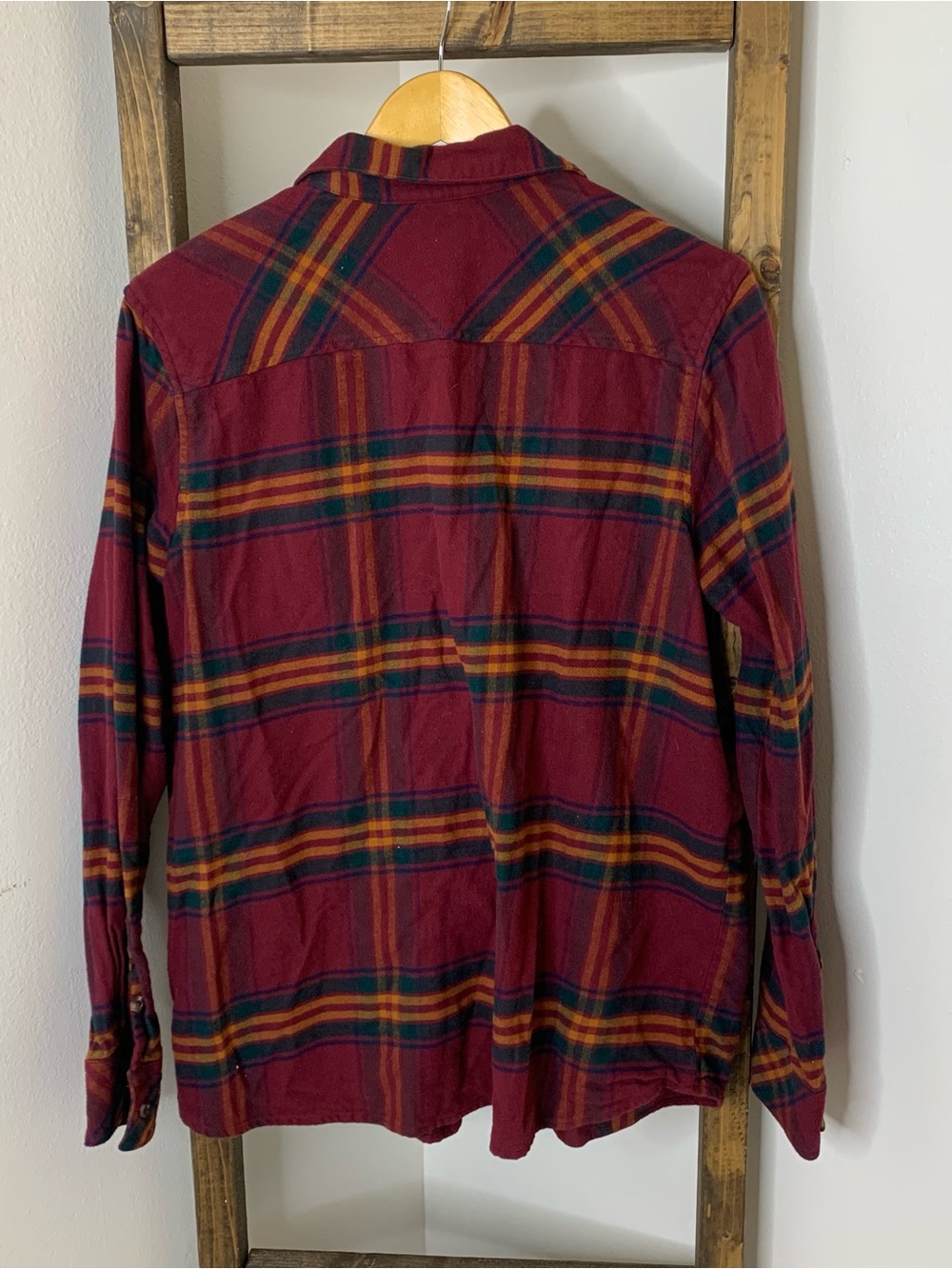 Natural Reflections Maroon Plaid Button-Up Shirt Stripes Size L - Picture 6 of 6